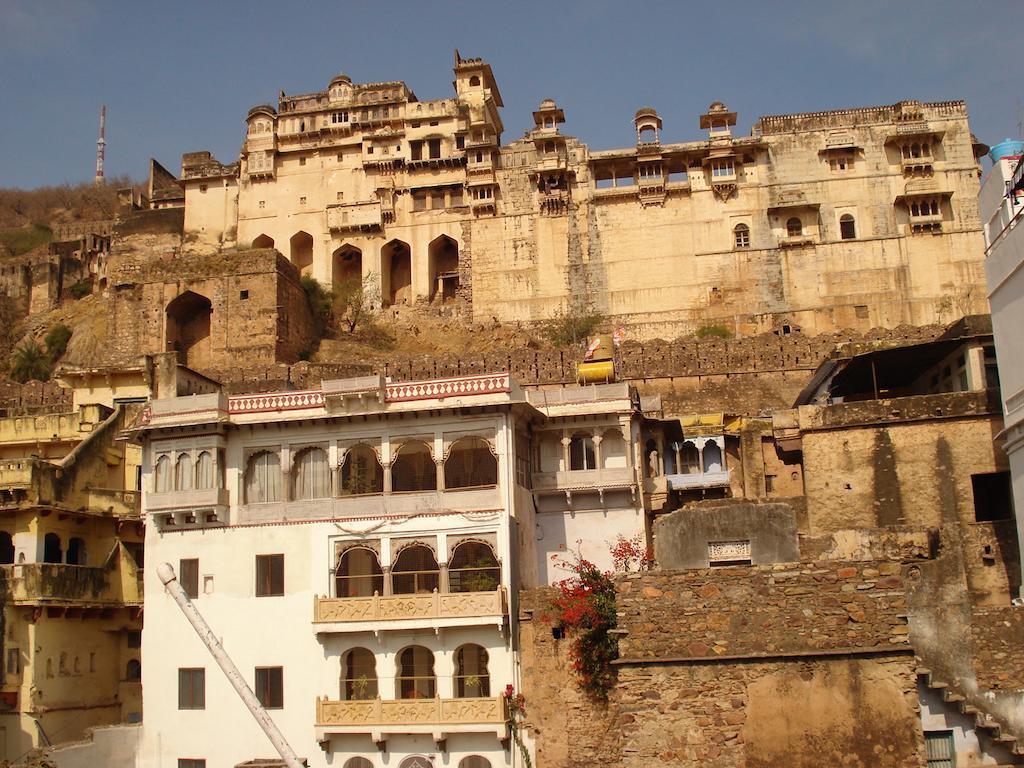 Haveli Braj Bhushanjee Heritage Hotel Būndi Extérieur photo